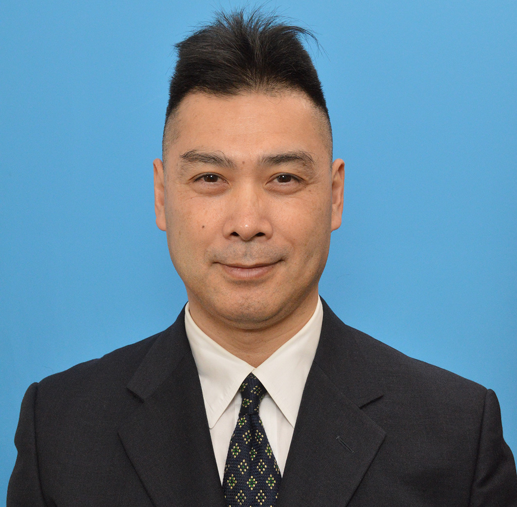 院長 小笠原秀慈